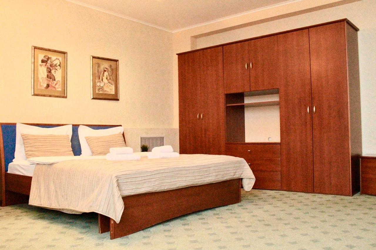 Hotel Павлодар Exteriér fotografie